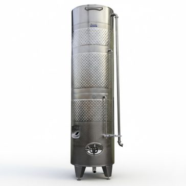   Tartály Zottel (5.3) zárt 5800 liter, három hűtőpalásttal, felső és oldalsó búvónyílással