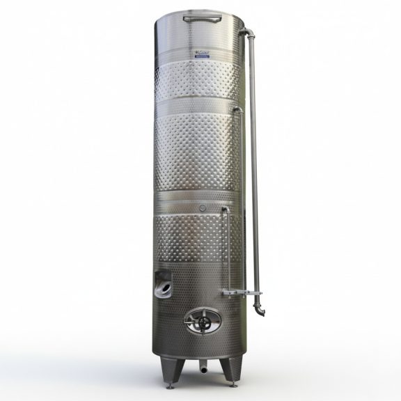 Tartály Zottel (5.3) zárt 5800 liter, három hűtőpalásttal, felső és oldalsó búvónyílással Tartály Zottel (5.3) zárt 5800 liter, három hűtőpalásttal, felső és oldalsó búvónyílással